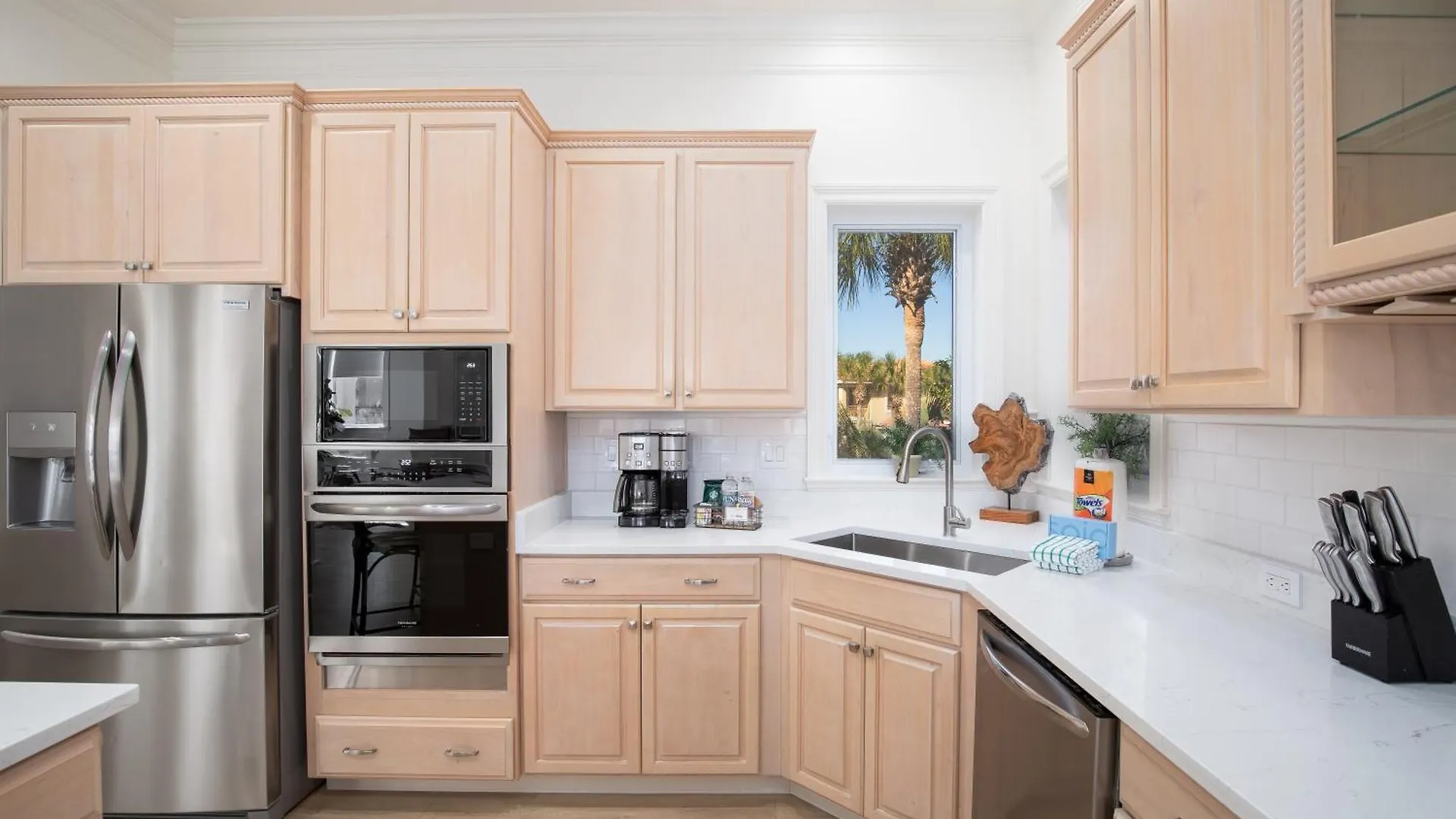 בית נופש דסטין Community Pool, Hot Tub And Beach - Outdoor Kitchen